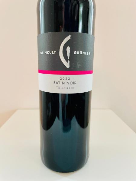 2023-er Satin Noir QbA trocken - Weinkult Grünler